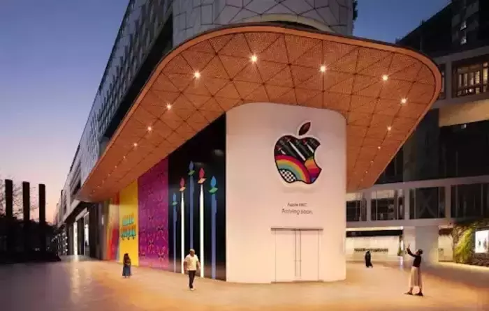 Apples first retail store opens in Mumbai on April 18, Delhi launch on April 20