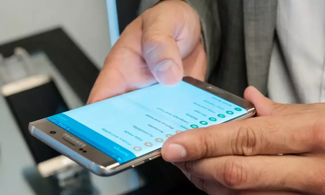 Share of postpaid subscribers to increase by 12% for Indian telcos in FY23 Share of postpaid subscribers to increase by 12% for Indian telcos in FY23