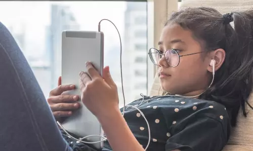 Worried about your child’s excessive screen time during summer vacations?