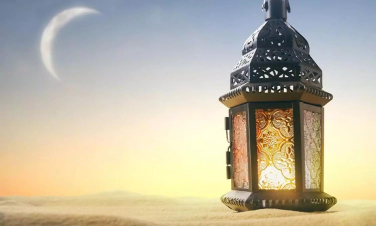 Crescent moon spotted; Saudi, Qatar, UAE celebrates Eid ul Fitr today