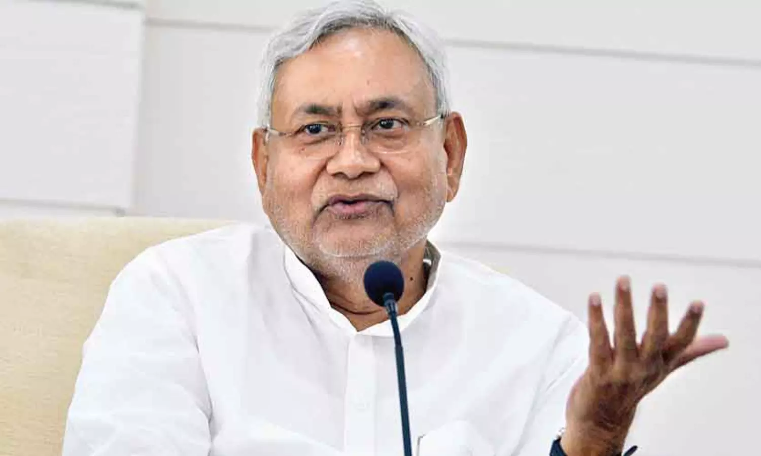 Saffron party leaders brainless: Nitish Kumar on Bihar BJP chiefs ‘mitti mein mila denge remark