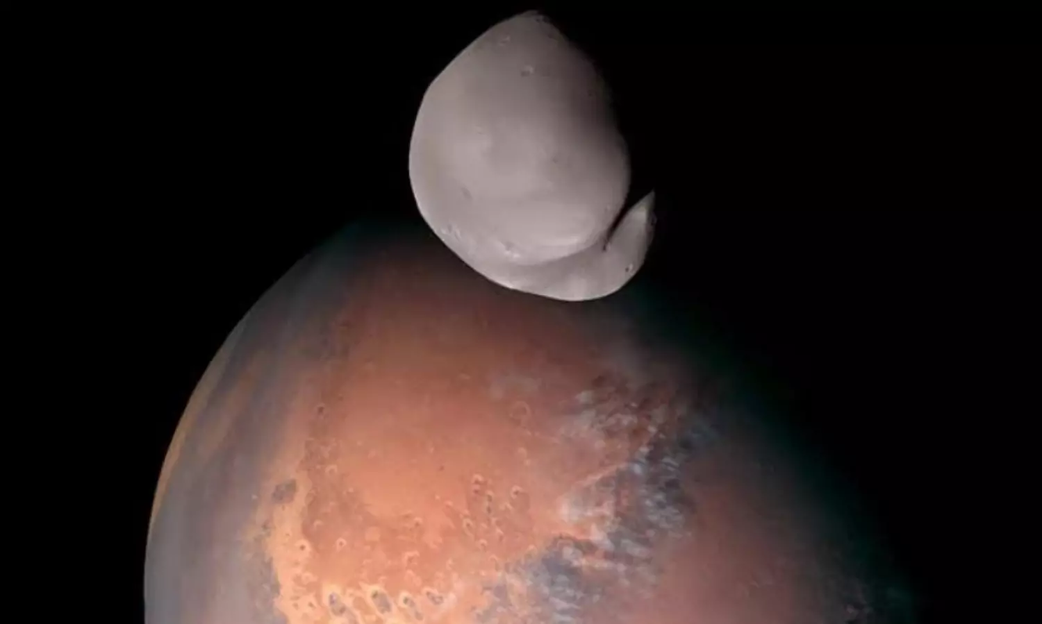 UAEs Hope takes 1st photos of Marss little-known moon Deimos