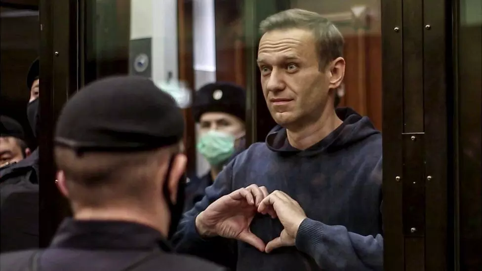 Long prison sentence staring, Russian Oppn leader Navalny goes under trial