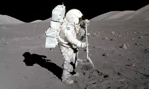 NASA successfully extracts oxygen from Moons soil