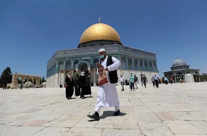 Israeli desecration of the Gate of Mercy chapel in Al-Aqsa Mosque draws Palestinian anger