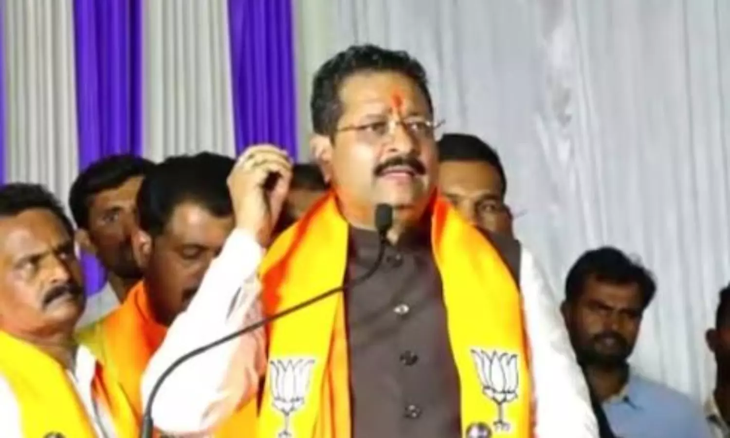 BJP MLA retorts Kharge’s ‘poisonous’ PM remark by calling Sonia Gandhi ‘vish kanya’