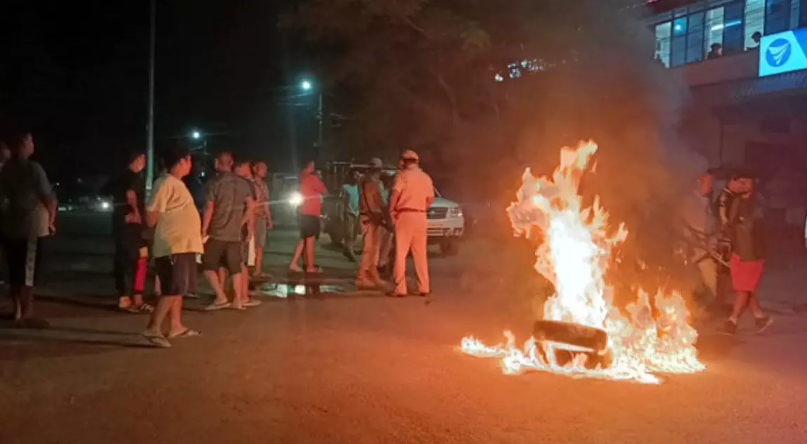 Mob vandalises Manipur CMs programme venue, prohibitory orders issued