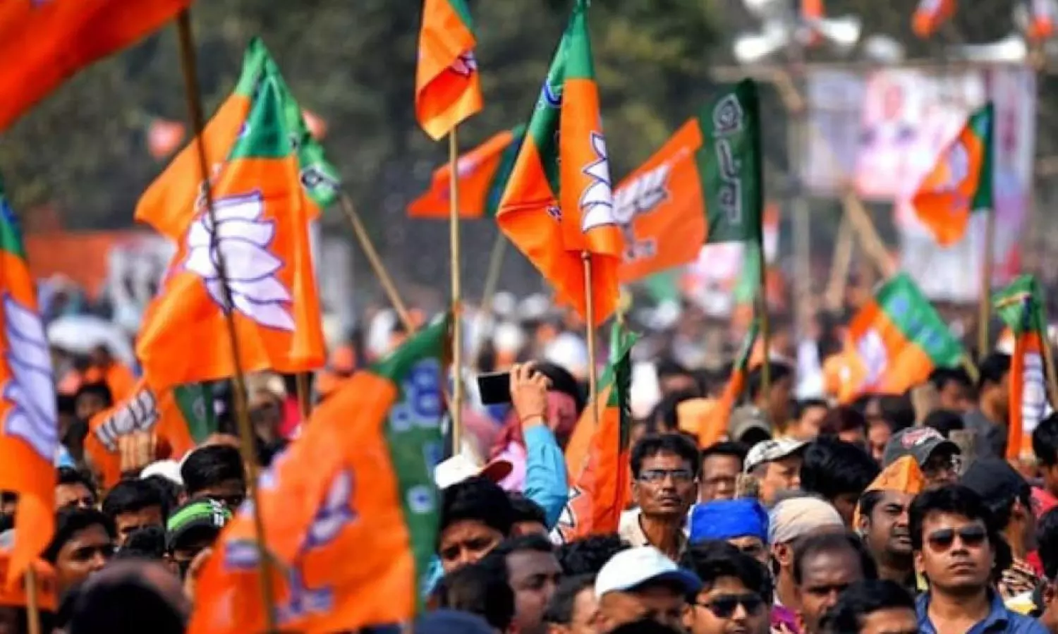 Joblessness, poverty are biggest issues for voters in Karnataka: Survey shows