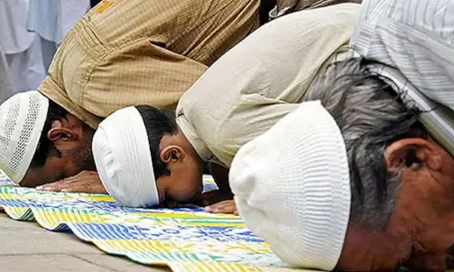 Muslim clerics in Kanpur propose mass arrests if FIRs for namaz on roads not withdrawn