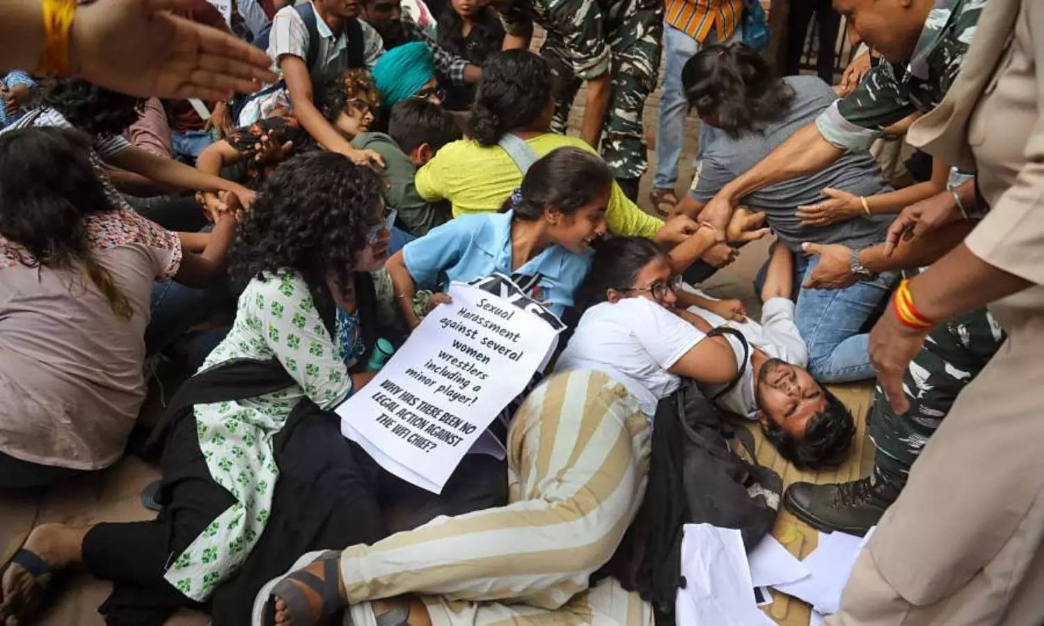 Delhi police detain 30 student activists at DU north campus