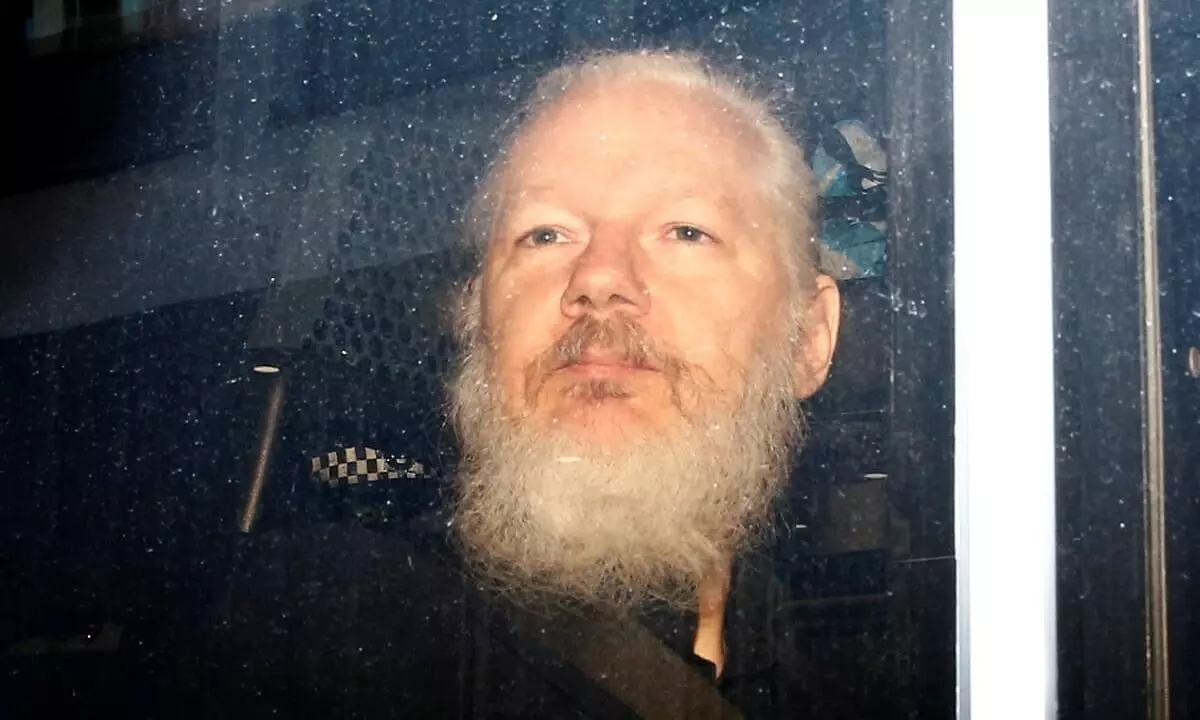 Assange invites King Charles III to the horrors of Belmarsh prison