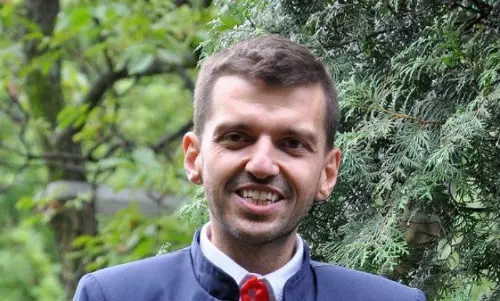 Polish mayor falls to death from hotel windowsill in Italy