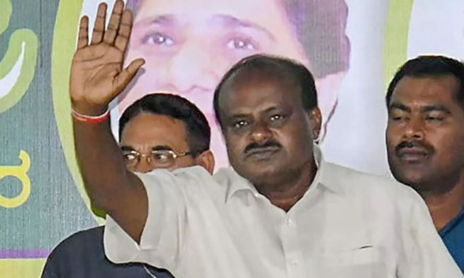 Karnataka polls: JD(S) claims Congress and BJP approached it for alliance, but…