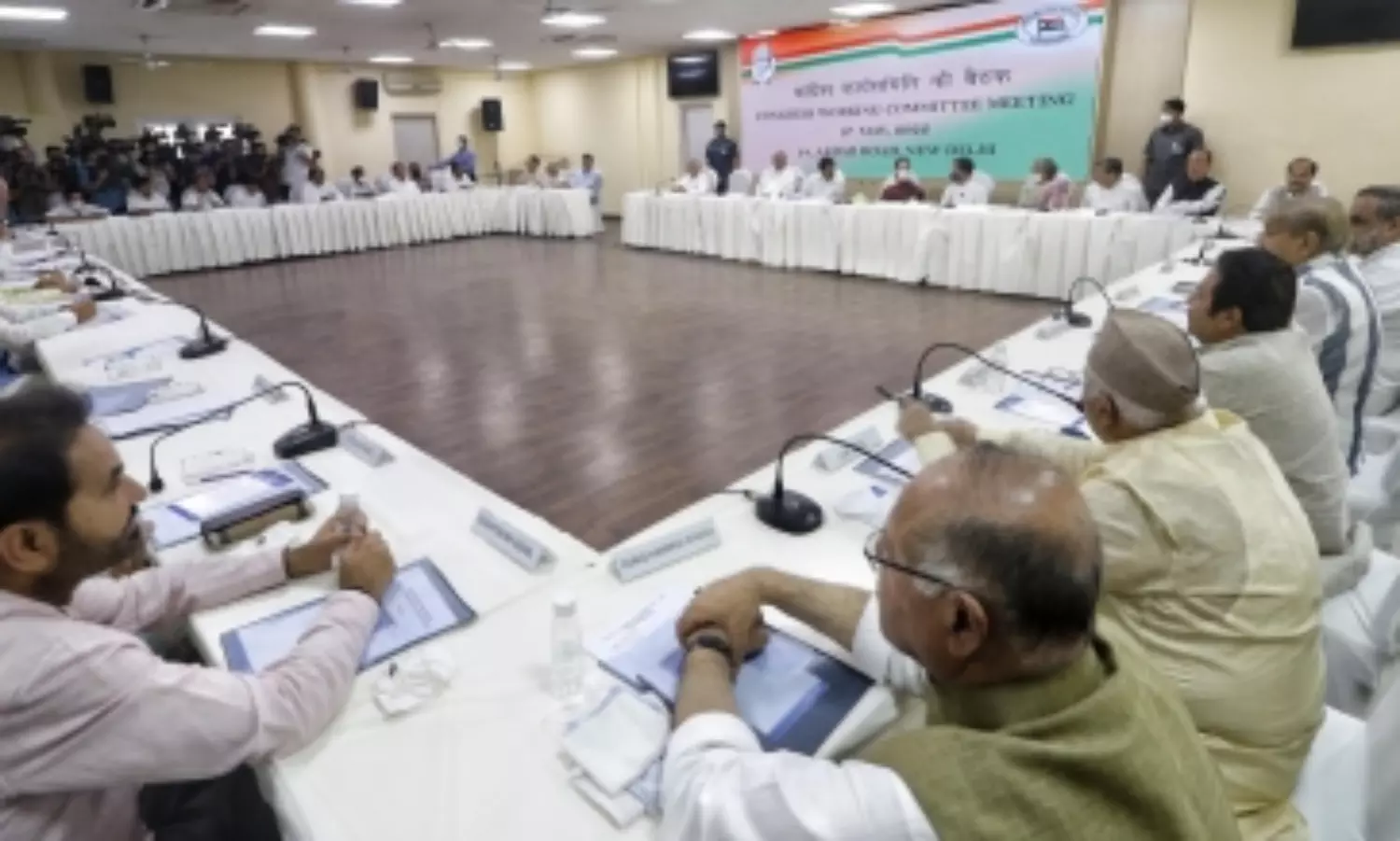 Post Karnataka polls, all eyes on CWC reshuffle