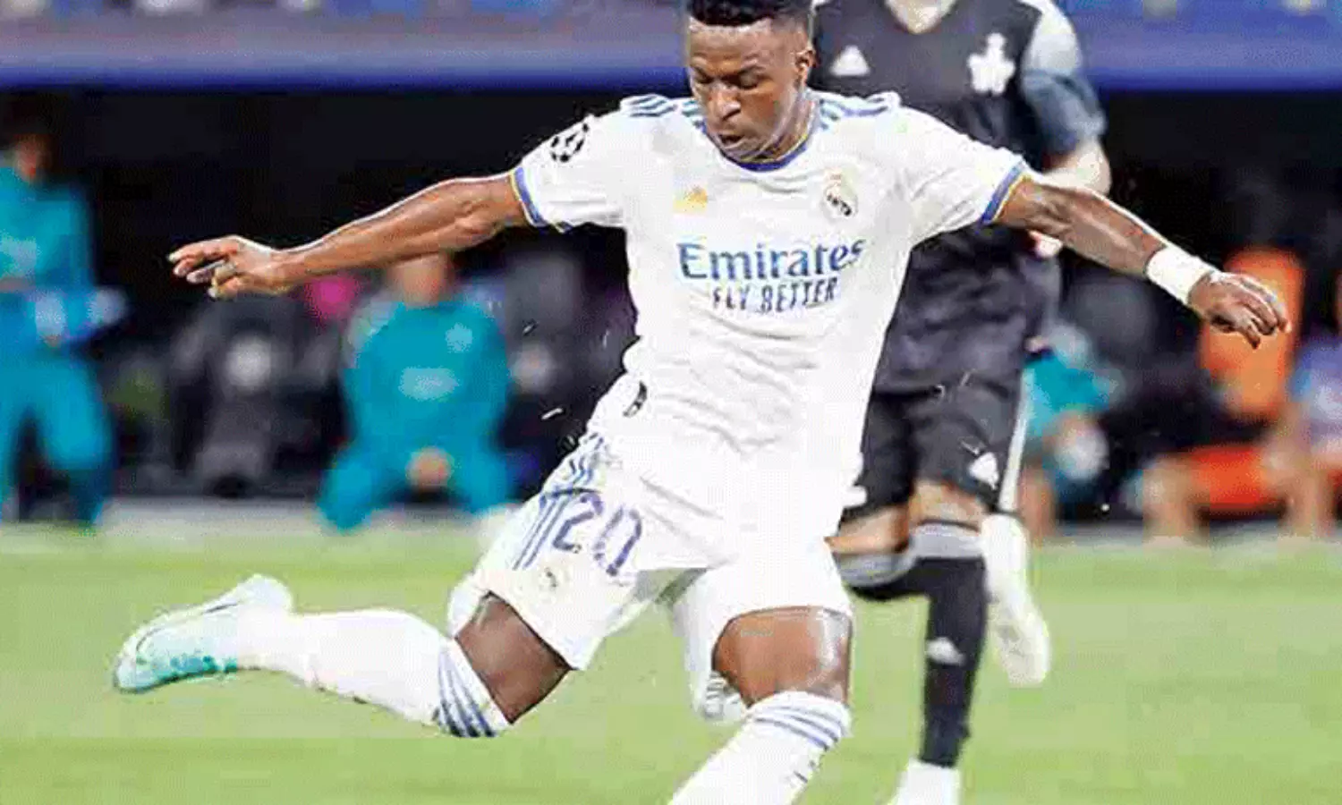 Valencia fans chant slurs against Real Madrid star; Vinicius Jr calls La Liga, Spain racist