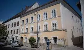hitlers birth home hitlers birth home