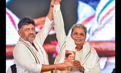 Ktaka govt to do away with bureaucrats with RSS affiliations