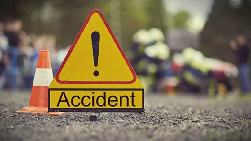 25 injured, 2 critical after private bus rams into another in Thrissur