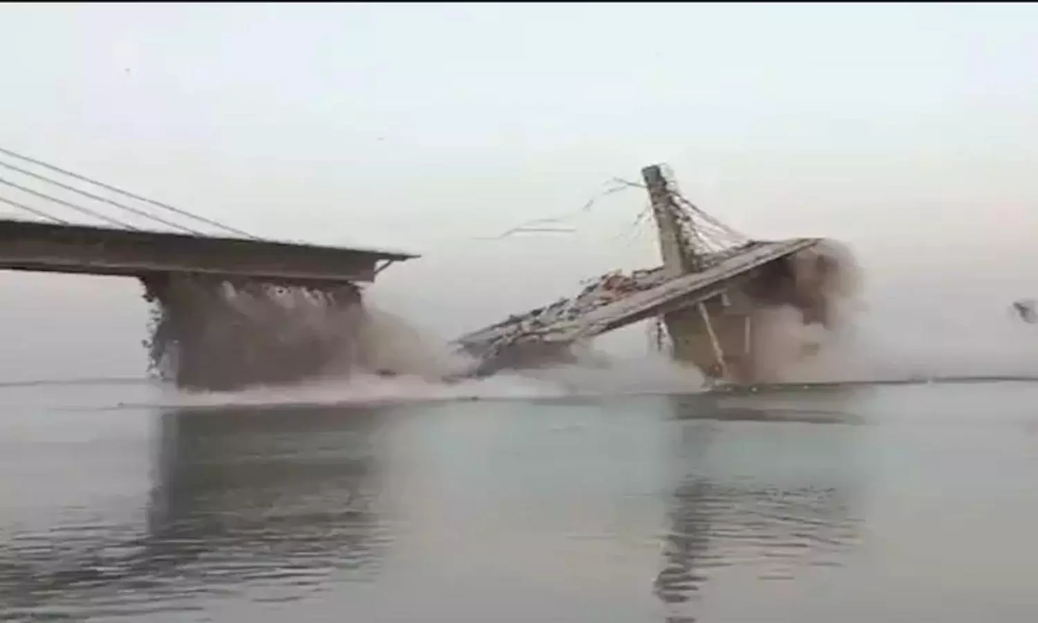 bridge collapse