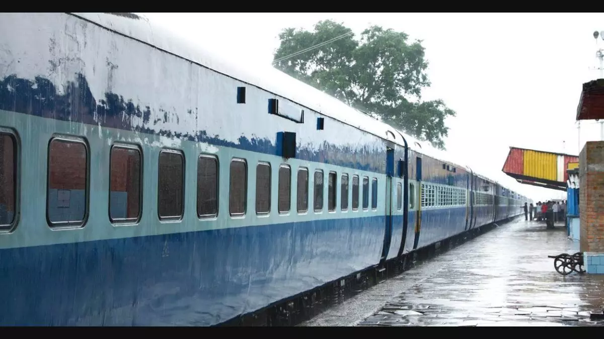Sikandrabad-Agartala train passengers deboard after detecting smoke in AC coach