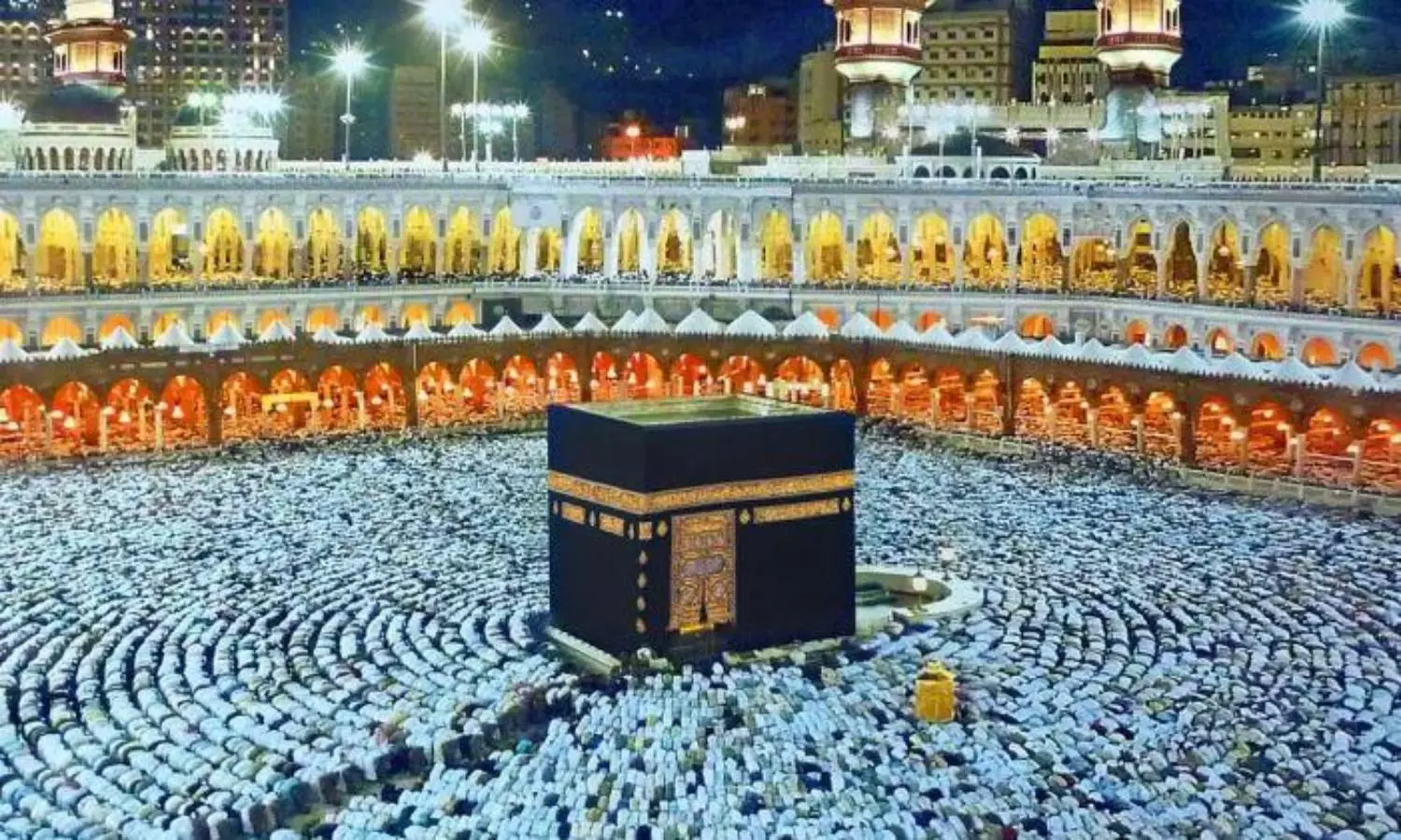 Delhi HC stays the suspension of several Haj Group Organisers