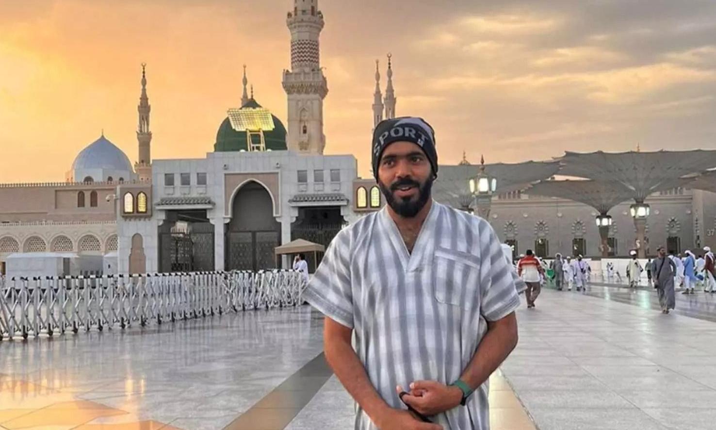 Shihab Chotoor reaches Makkah after 12 months of walking on foot 8,600 km from Kerala