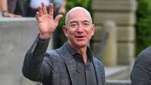 Jeff Bezos confuses stock analysts buying just one Amazon share for $114.77