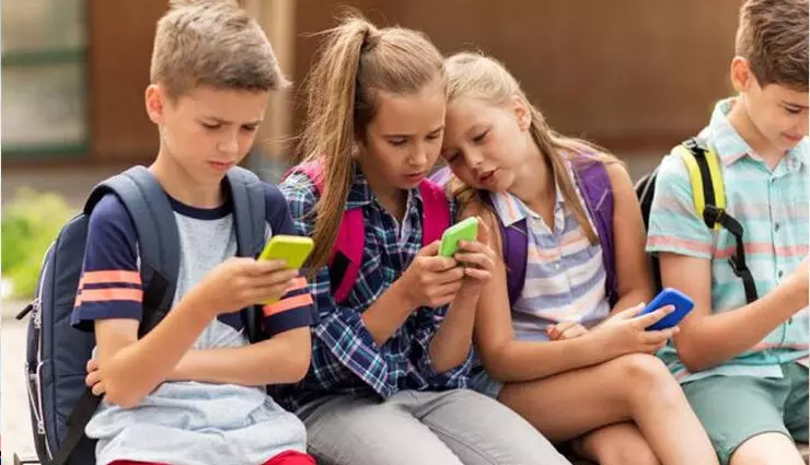 After Utah, Texas bans kids under 18 from social media without parental consent