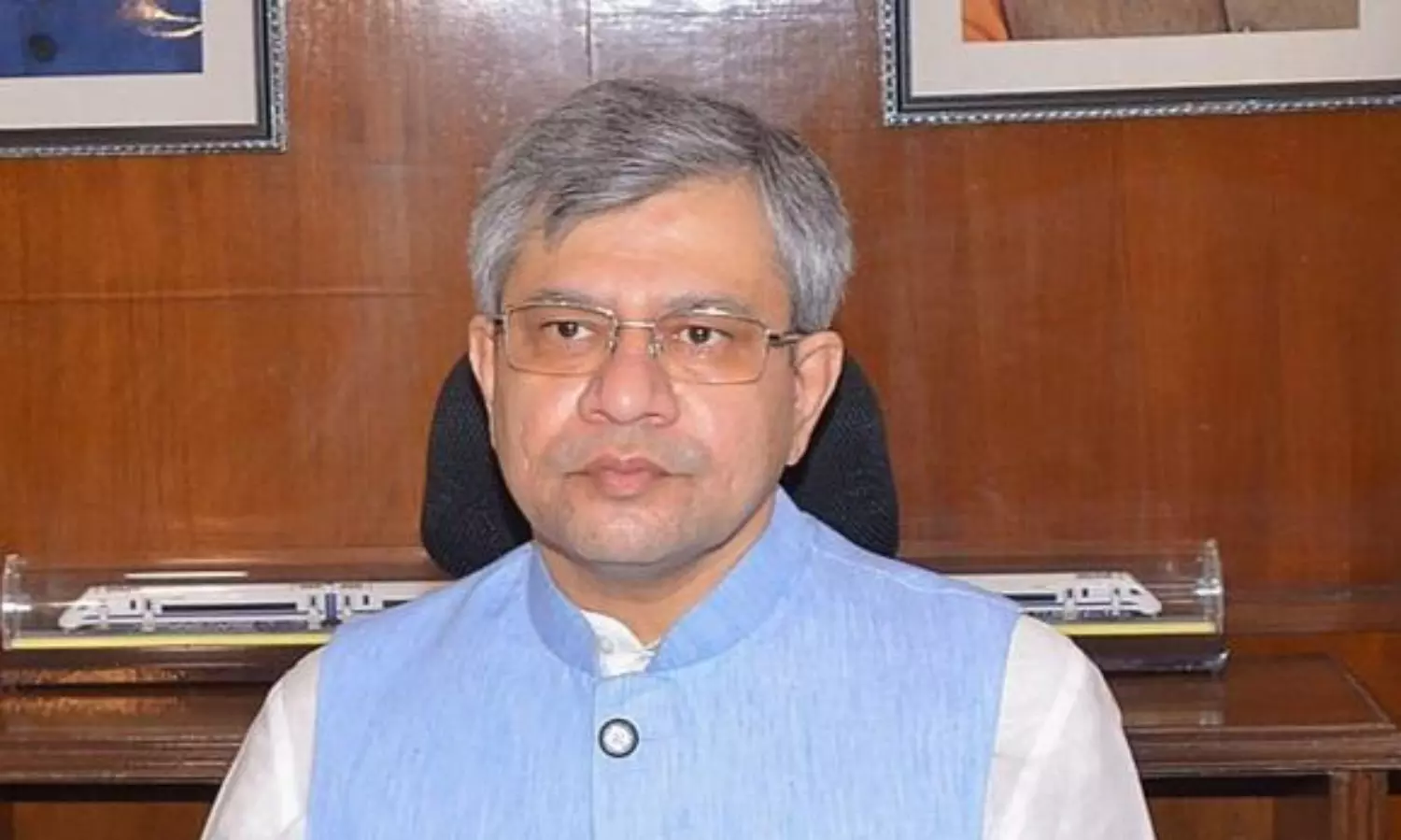 Railway Minister to visit triple train accident site