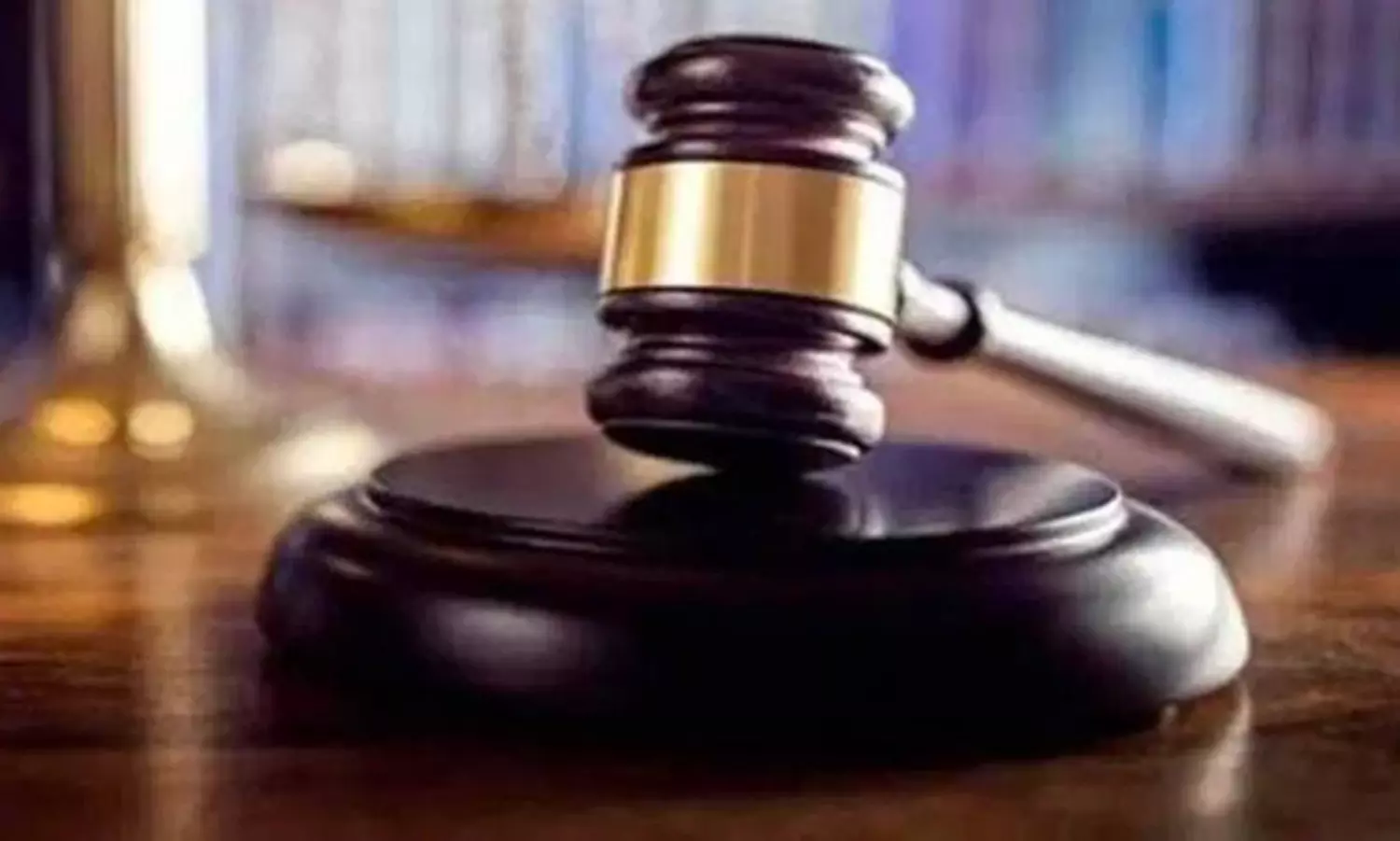 Kerala man fighting divorce case smashes windows of family court judge’s car