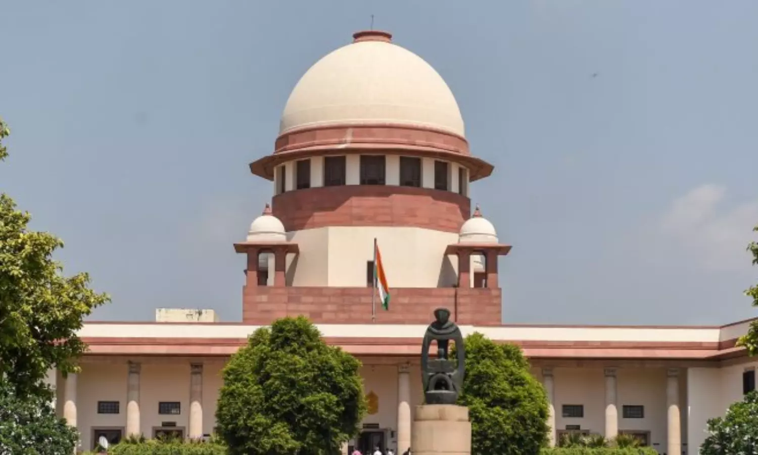 Delhi govt seeks interim stay of Centre’s services ordinance in SC