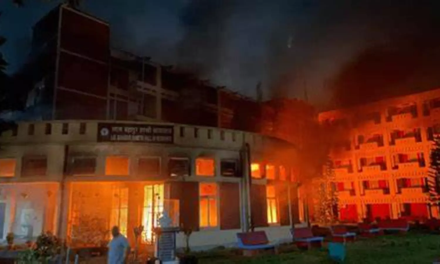 Fire breaks out at IIT-Kharagpur, documents feared destroyed