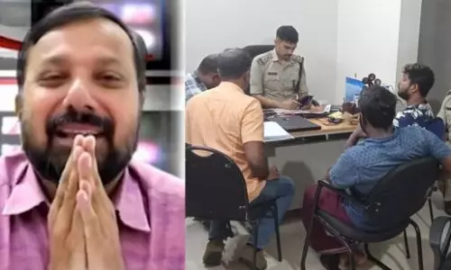 Police seize gadgets, laptops in raids at Marunadan Malayali offices, homes of reporters