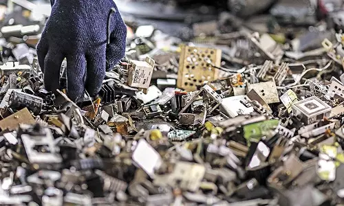 Ways to discard a mobile device