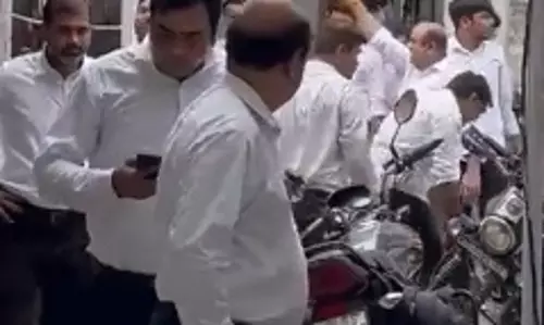 Shots fired during legal dispute at Tis Hazari Courts in Delhi