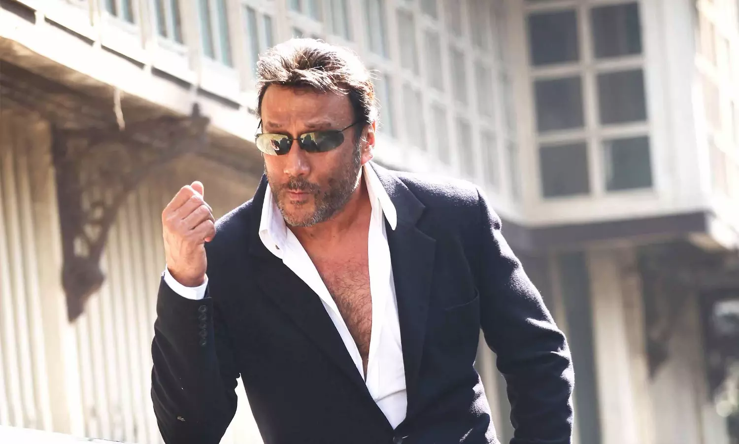 Jackie Shroff feted with Gujarat State Govt Award for Ventilator