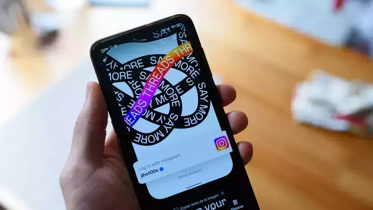 Threads heading to cross 100 million users as Twitter traffic dips
