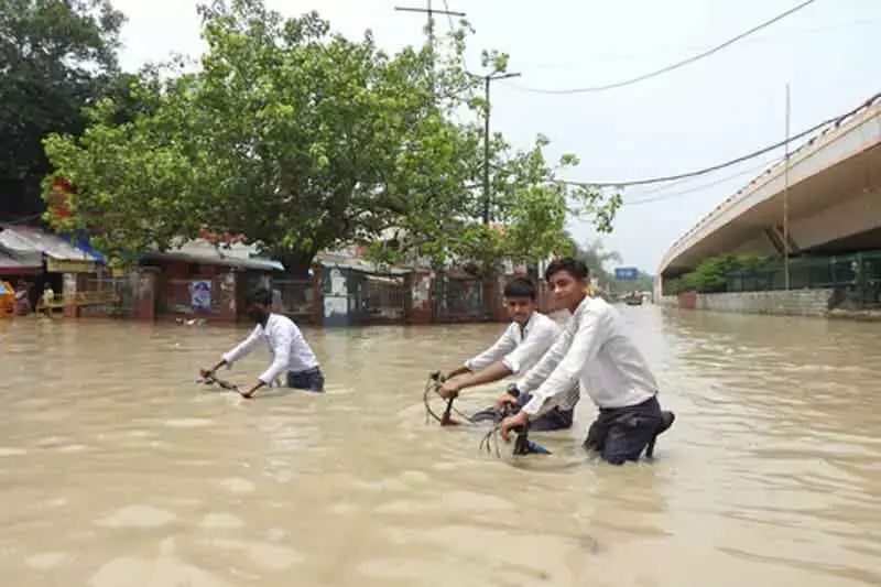 Delhi Flood: Non-essential offices, schools, colleges to remain closed till Sunday