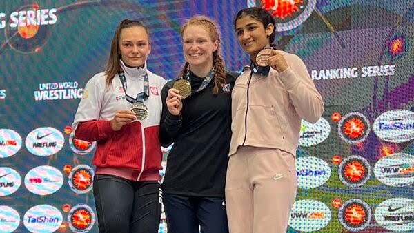 Hungary Ranking Series: Sangeeta Phogat wins bronze in wrestling event