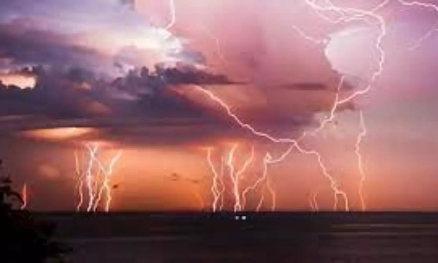 Indian-origin student suffers brain damage after lightning strike