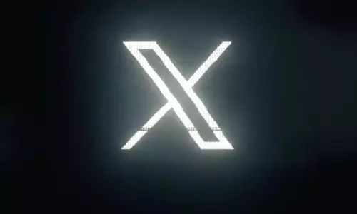 Musk to soon replace Twitters blue bird with X logo