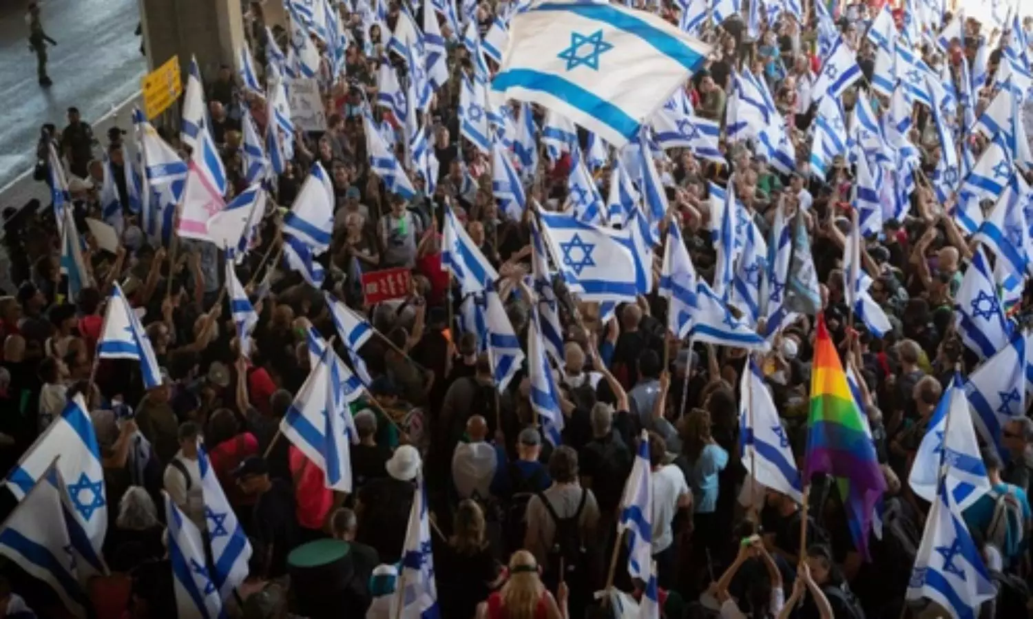 Law limiting judicial power passed by Israel amid huge protests