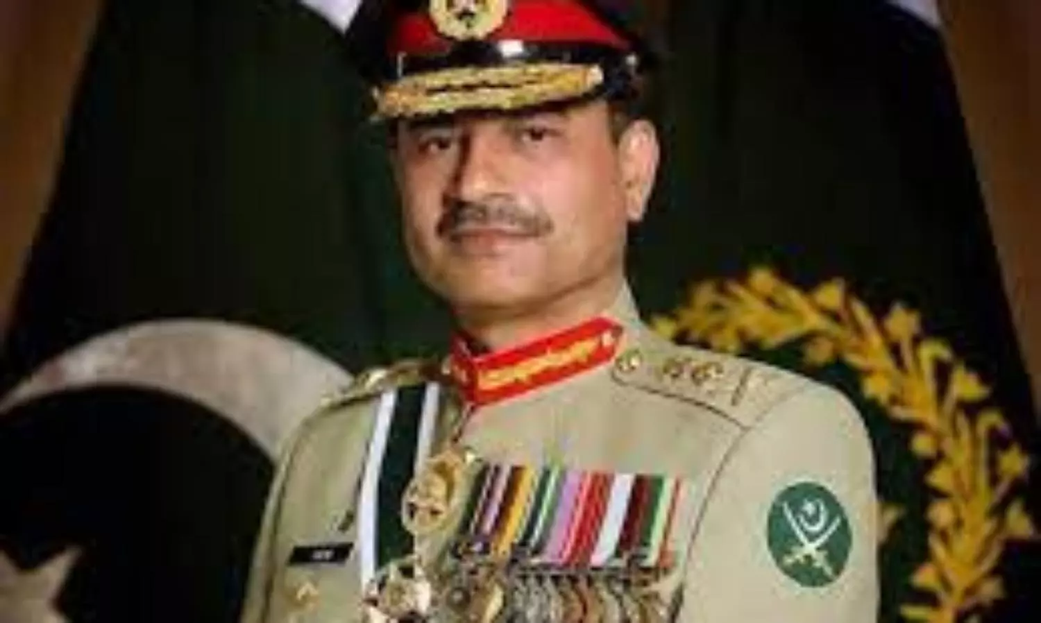 Throw out beggar’s bowl: Pak army chief urges as the nation plunges in loans