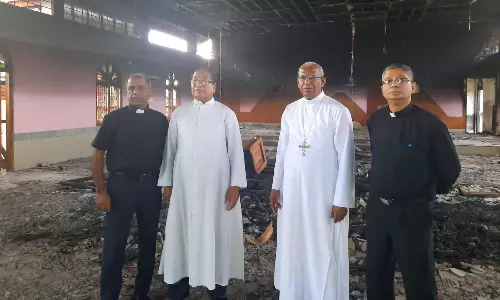 Catholic Bishops delegation visits conflict-ridden Manipur, calls for peace and rebuilding Catholic Bishops delegation visits conflict-ridden Manipur, calls for peace and rebuilding