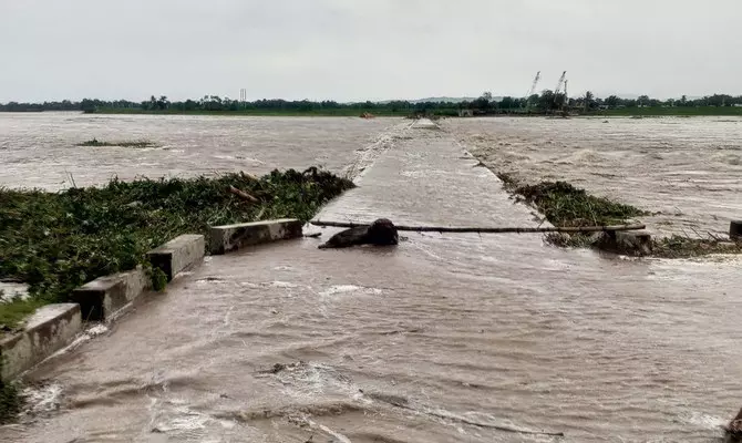 A raging Typhoon displaces thousands in northern Philippines A raging Typhoon displaces thousands in northern Philippines