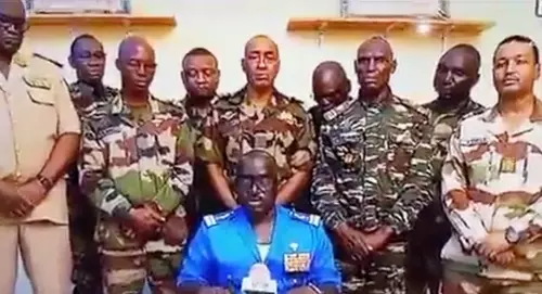 Niger soldiers announce coup, hold President hostage, dissolve constitution Niger soldiers announce coup, hold President hostage, dissolve constitution
