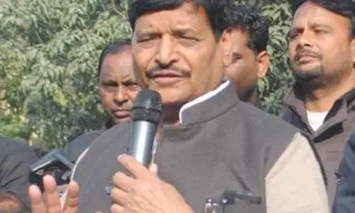 Midnight turmoil in Lucknow after arrest of SP leader Shivpal Yadavs personal secretary