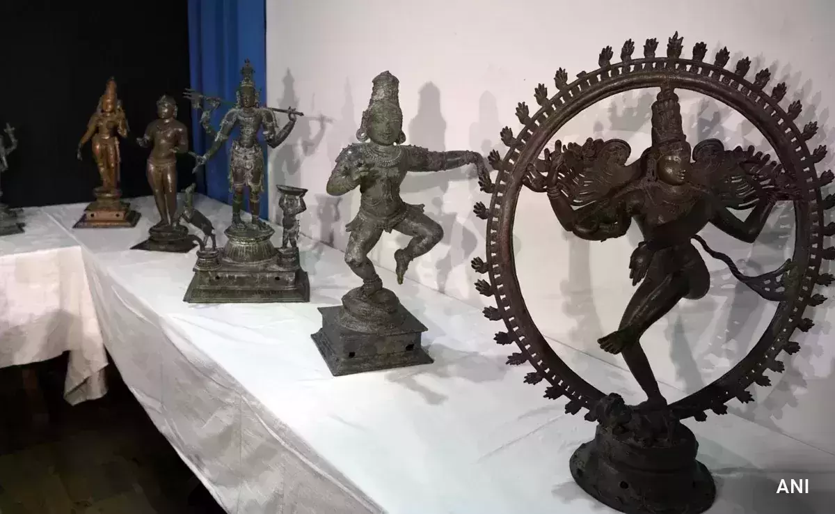 antiques