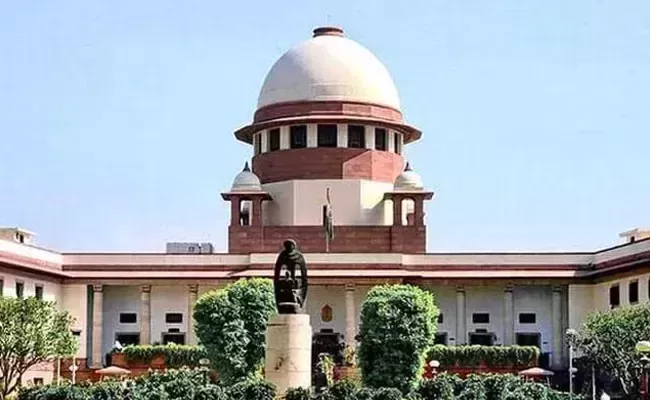 Supreme Court dismisses petition challenging the appointment of Election Commissioner