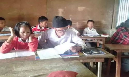 Age is just a number for 78 y/o Mizoram man; enrols in school to learn English
